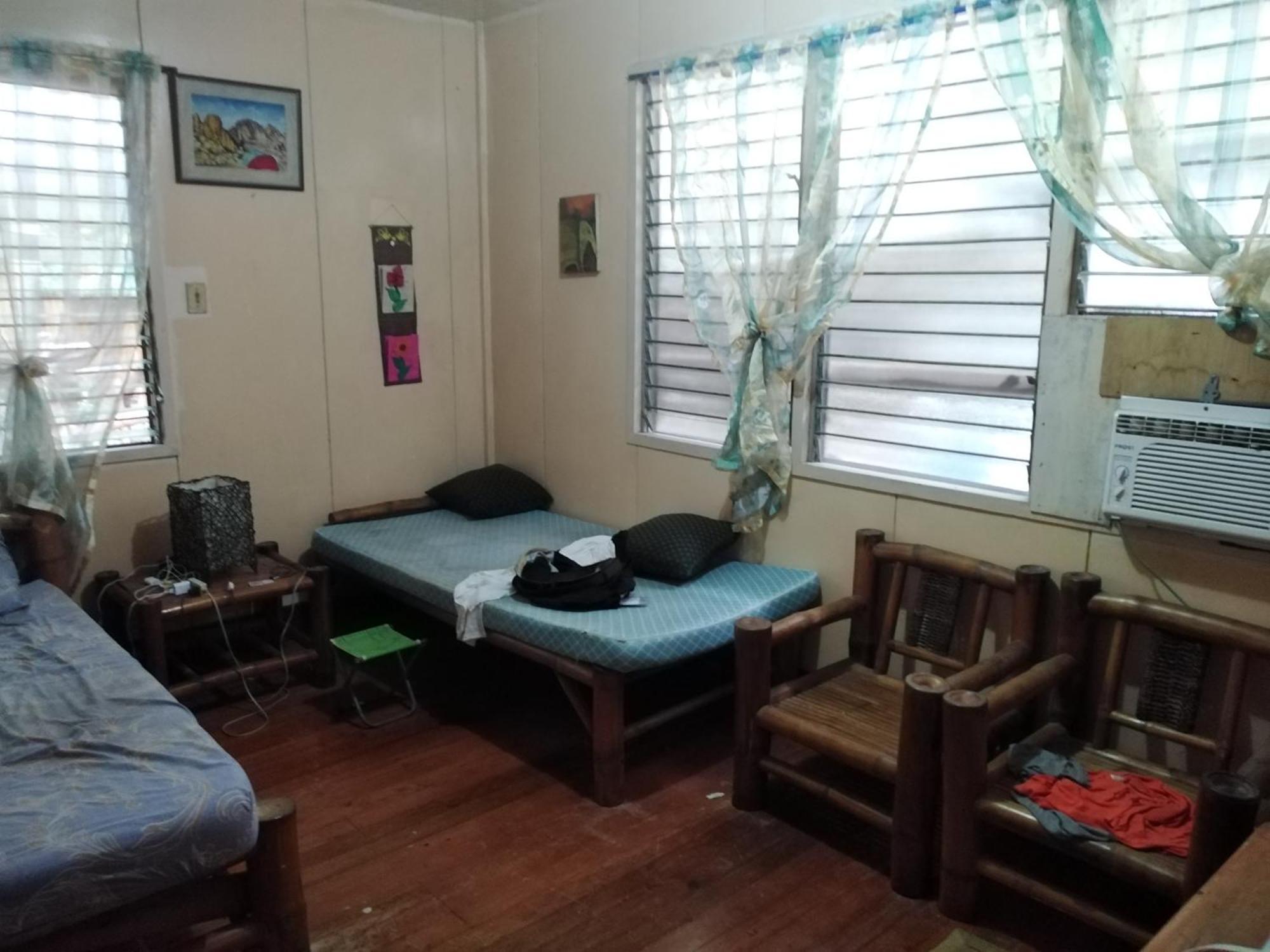 Bugoy Bikers Hostel Cebu Eksteriør billede